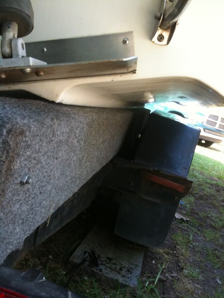 newtrailerbunkstarboard.jpg