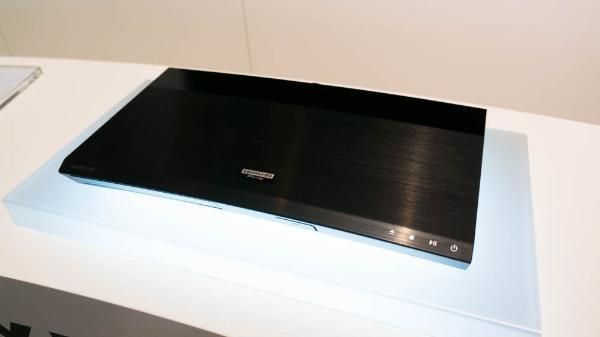SAMSUNG%20UBD-K8500%20ultra%20hd%20blu-ray_zpskgzvu13p.jpeg