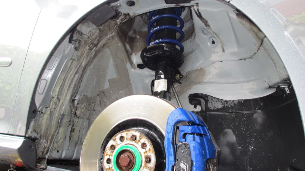 wheel arch liners removed and cleaned the sludge from behind, OCD