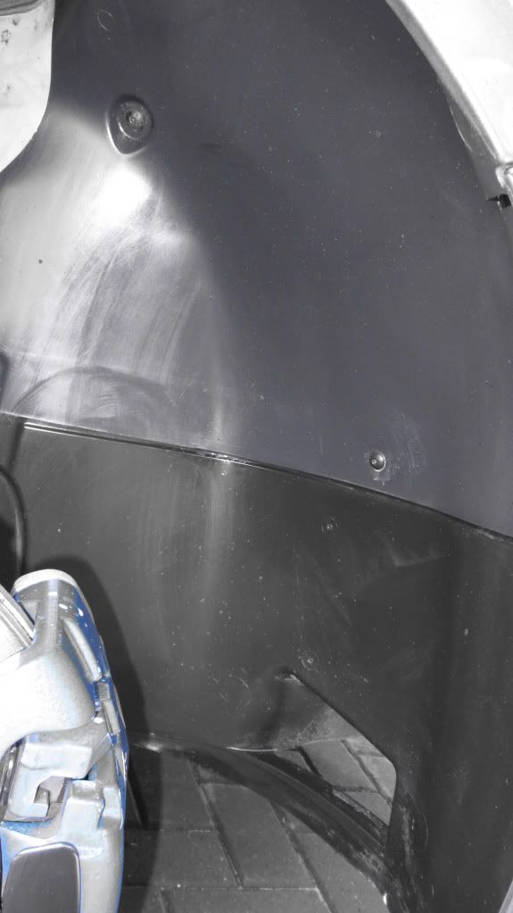 wheel arch liners removed and cleaned the sludge from behind, OCD