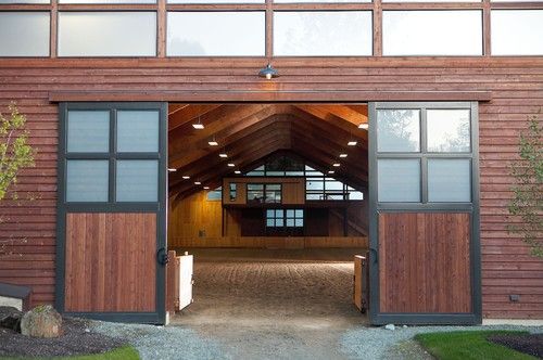 Maneesin sisäänkäynti / © houzz.com